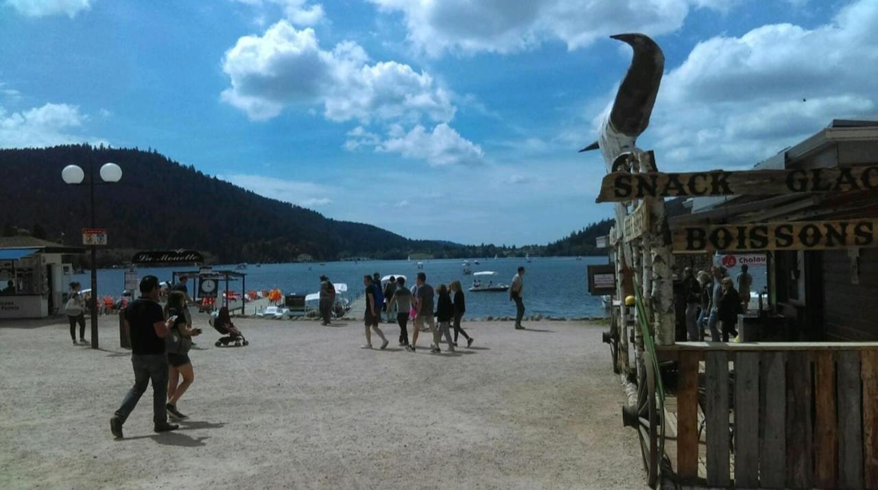 Апартаменты La Perle Au Bord De La Riviere Жерарме Экстерьер фото